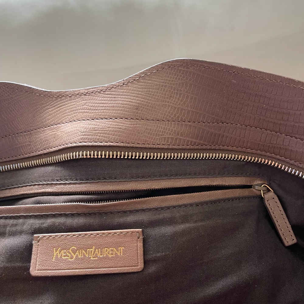 Yves Saint Laurent Handbag Brown - Picture 6 of 11